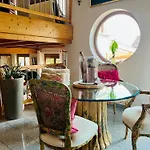Luxurioeses Haus Mit Pool Wellness Sauna Entspannungsraum Villa