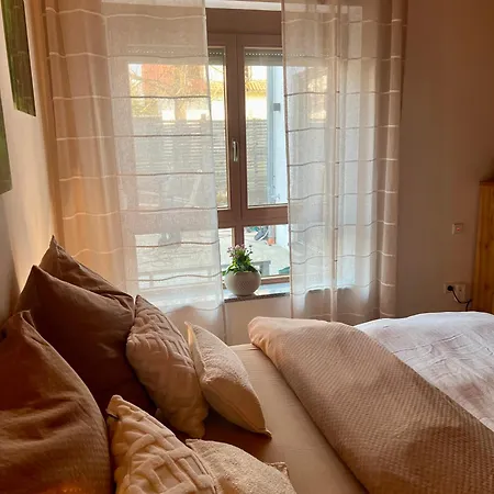 Luxurioeses Haus Mit Pool Wellness Sauna Entspannungsraum